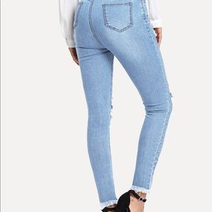 Frayed Hem Ripped Jeans